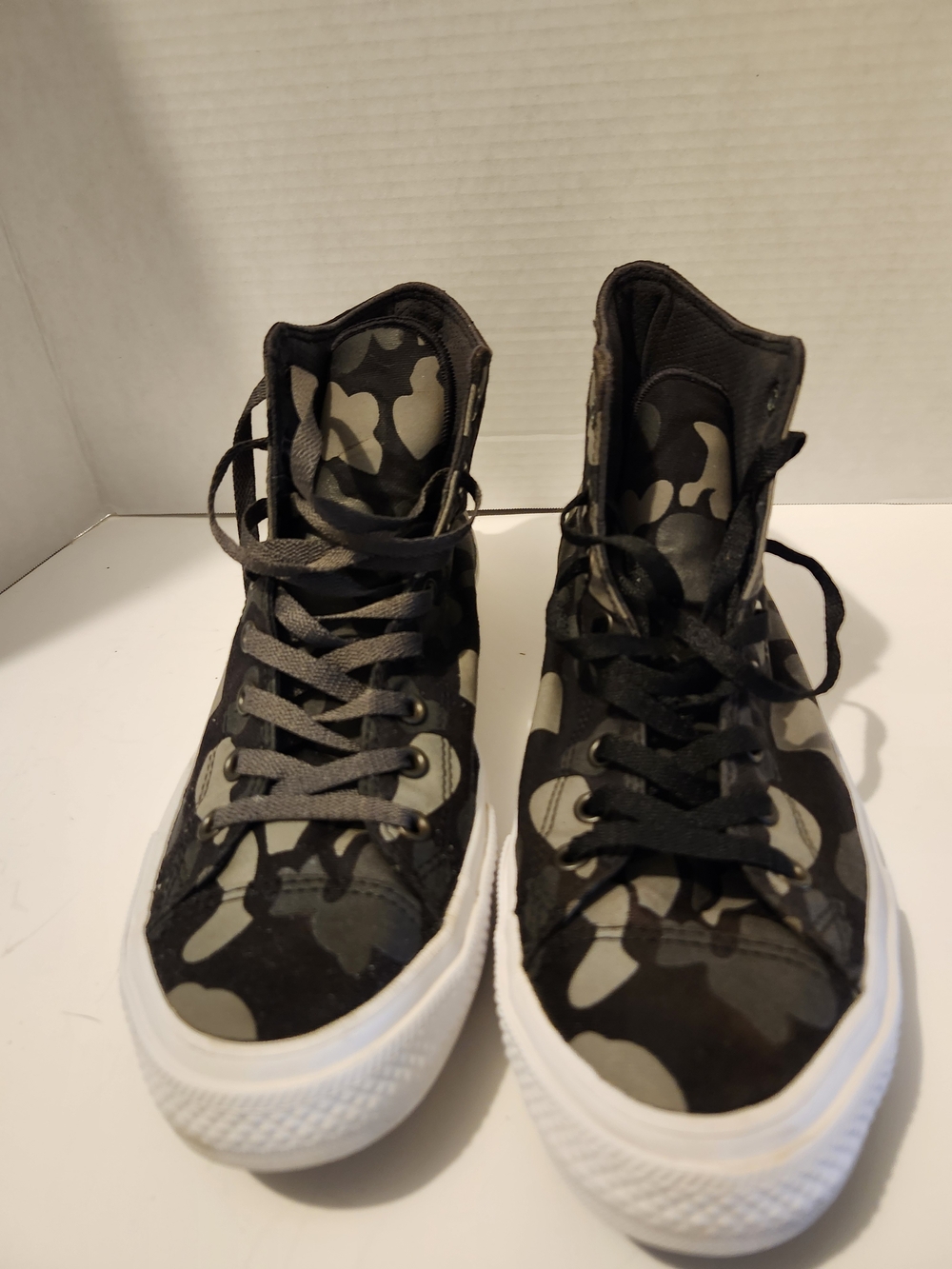 Converse Kids High-Top Sneakers in Black and Gray Camo